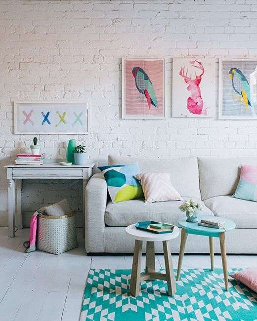 60 ідей дизайну інтерєру білій вітальні: у яких стилях доречний?