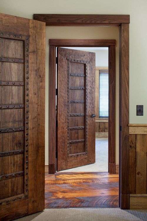 Деревяні двері міжкімнатні (66 фото) — правила грамотного вибору