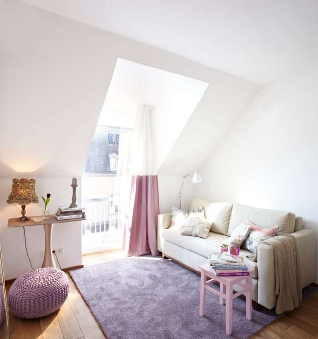Дизайн спальні-вітальні площею 18 кв. м: продумані ідеї для комфорту та економії простору