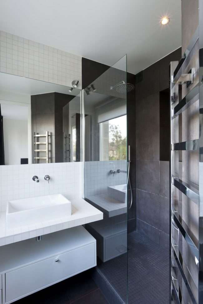 Дизайн невеликої ванної: як використовувати простір і 80+ функціонально продуманих інтерєрів