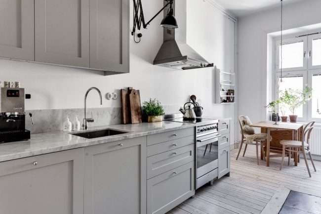 Кухня в скандинавському стилі: 80 інтерєрів для тих, хто віддає перевагу мінімалізм і безкомпромісний комфорт