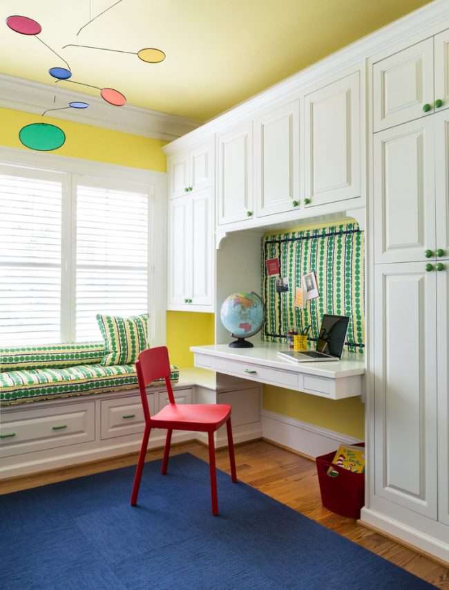 Меблі для школяра: рекомендації по вибору і 75+ надихаючих ідей для облаштування дитячої кімнати