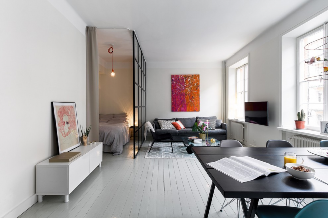 Міжкімнатні перегородки зі скла: 80 дизайнерських варіантів зонування квартири