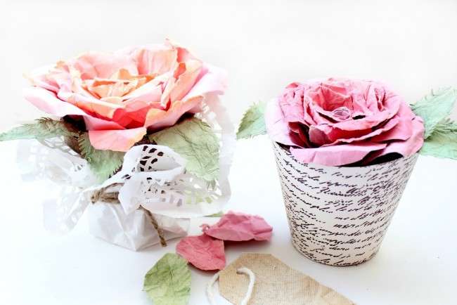 Як зробити троянду з паперу своїми руками: 4 прості техніки