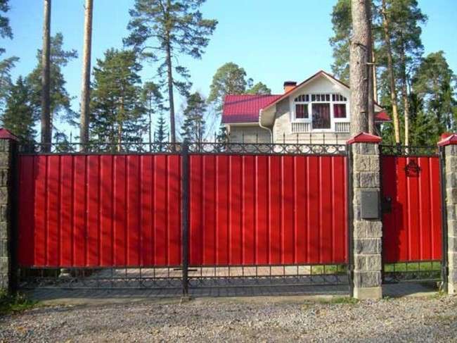 Ворота і хвіртки з профнастилу (51 фото) — простий і доступний спосіб захисту ділянки
