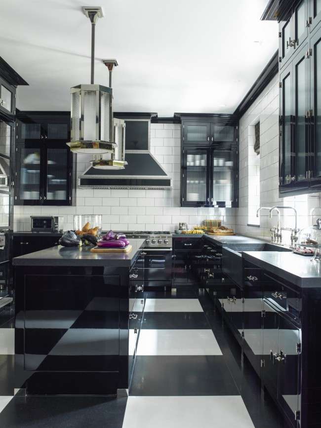 Чорно-біла кухня: 40+ фото як оформити мінімалістичний інтерєр