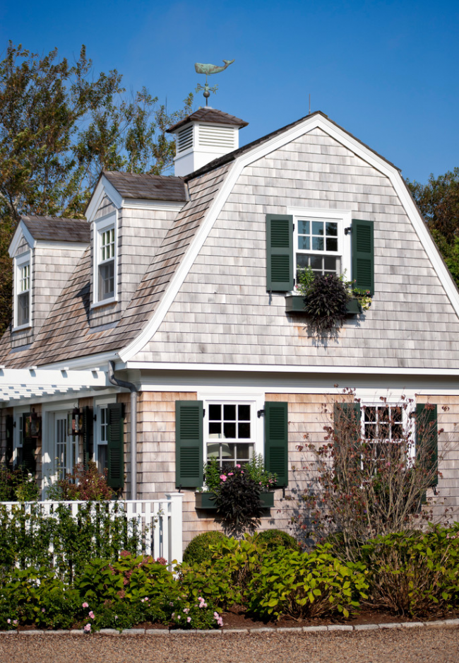 Флюгер на дах: фінальний штрих для стильного екстерєру вашого будинку
