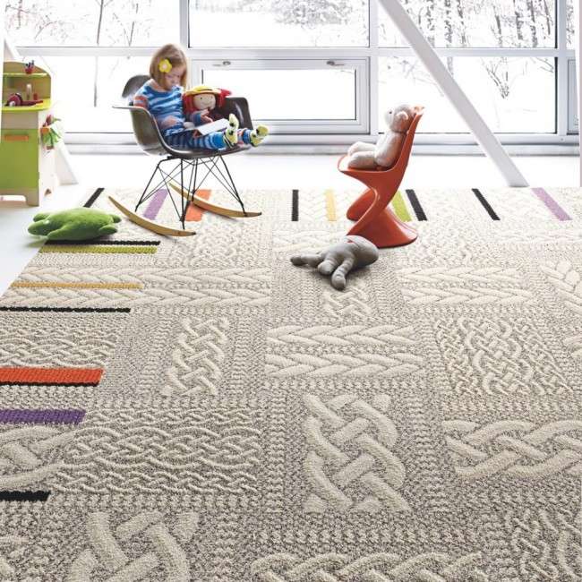 Дизайнерський килим на підлогу: новий погляд на оформлення статі? (фото)