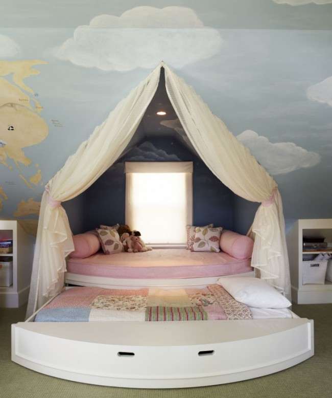 Кругла ліжко в спальні: незвично і дуже практично (фото)