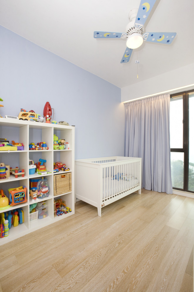 Люстра в дитячу кімнату: 90+ дизайнерських варіантів освітлення для малюка