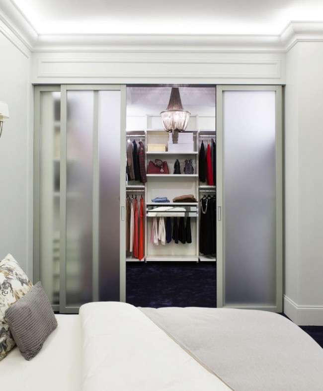 50 Ідей маленьких гардеробних кімнат: максимум зручності і мінімум простору (фото)
