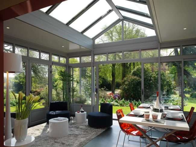 Як вибрати розсувні вікна для тераси: поради професіоналів і 80 стильних реалізацій для вашого будинку