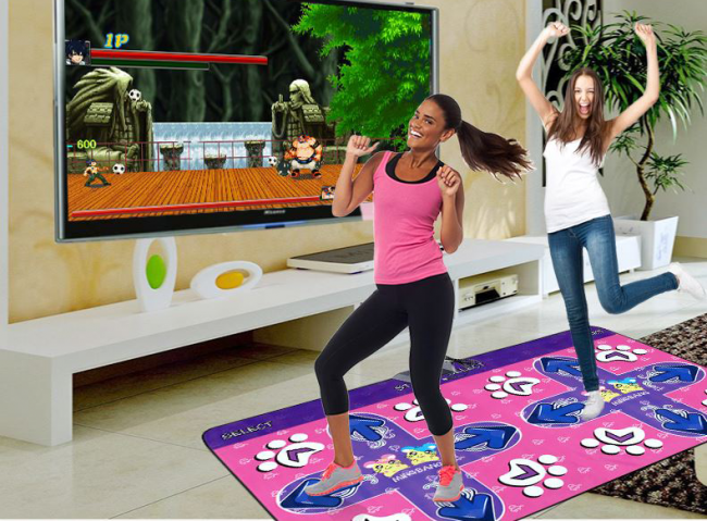 Танцювальний килимок з підключенням до телевізора: принцип роботи та поради з вибору