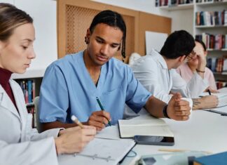 Écoles de médecine d’élite : les programmes les plus sélectifs aux États-Unis