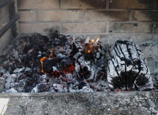 Popel z krbu v zahradě: Praktický průvodce