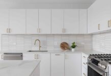 Уникайте цих кольорів плитки: дизайнери розповідають, про що найбільше шкодують домовласники